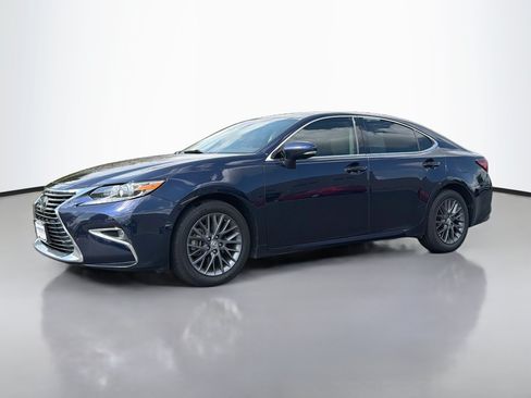 Used 2018 Lexus ES 350 w/ Navigation System Package FWD image 3