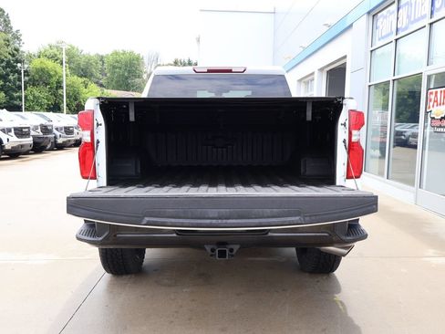 Certified 2021 Chevrolet Silverado 1500 Custom Trail Boss w/ Safety Confidence Package AWD/4WD image 28