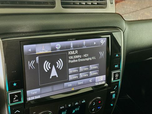 Used 2012 Chevrolet Tahoe LT w/ Texas Edition image 19