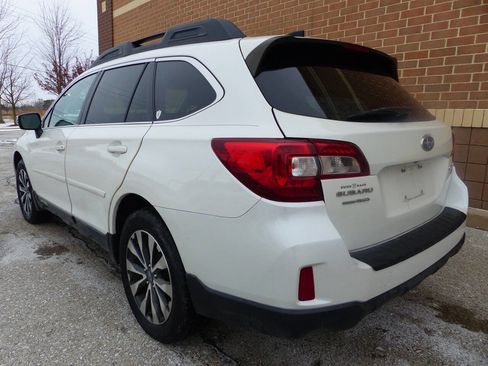 Used 2016 Subaru Outback 2.5i Limited image 7