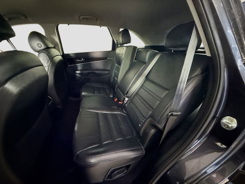 Used 2018 Kia Sorento EX FWD image 25