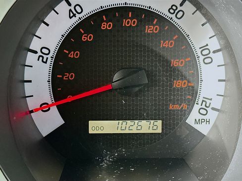 Used 2013 Toyota Tacoma PreRunner w/ TRD Sport Pkg image 18