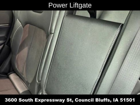 Used 2023 Jeep Grand Cherokee Altitude AWD/4WD image 18