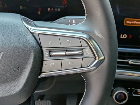 New 2026 Chevrolet Equinox EV LT image 12