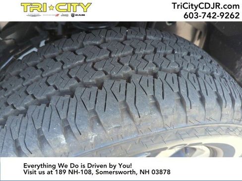 Used 2025 RAM 2500 Laramie image 31