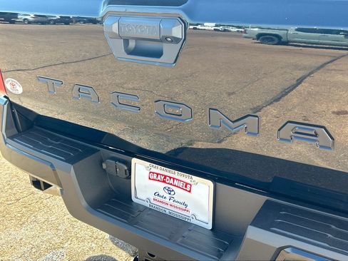 New 2026 Toyota Tacoma SR5 image 33