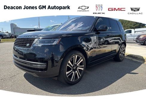 Used 2023 Land Rover Range Rover SE image 1