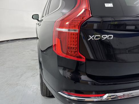 Used 2022 Volvo XC90 T8 Inscription w/ Advanced Package AWD/4WD image 30