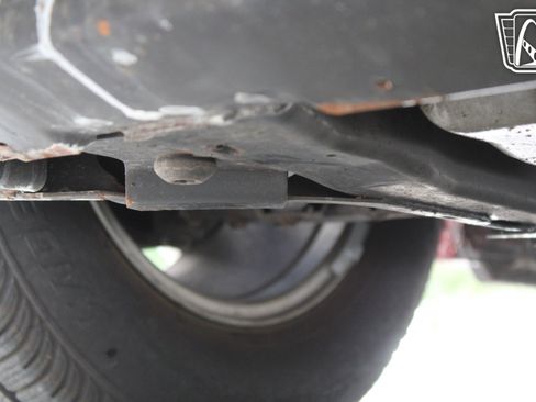 Used 2000 Cadillac Eldorado ESC w/ Comfort/Convenience Pkg image 27