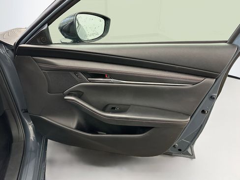 Used 2024 MAZDA MAZDA3 s image 34