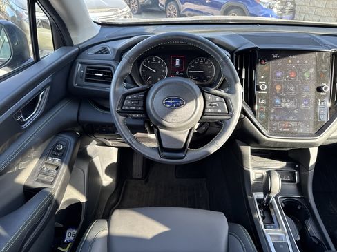 Used 2023 Subaru Ascent Onyx Edition image 11