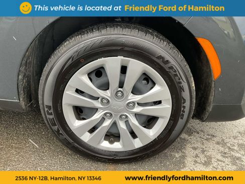 Used 2025 Kia Soul LX image 39