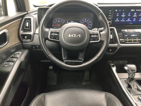 Used 2022 Kia Sorento S w/ Panoramic Sunroof Package AWD/4WD image 22