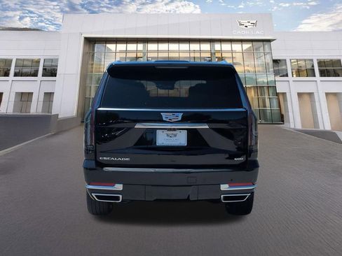 New 2026 Cadillac Escalade ESV Luxury w/ Touring Package AWD/4WD image 4