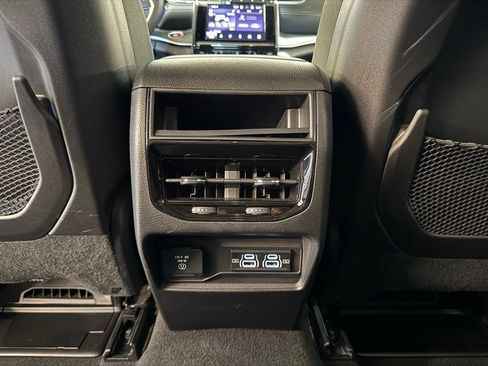 Certified 2025 Jeep Grand Cherokee Laredo X w/ Luxury Tech Group I AWD/4WD image 28