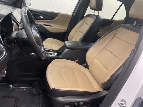 Used 2023 Chevrolet Equinox Premier AWD/4WD image 14