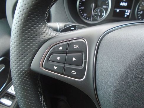 Used 2023 Mercedes-Benz Metris Metris Passenger Van Standard image 14