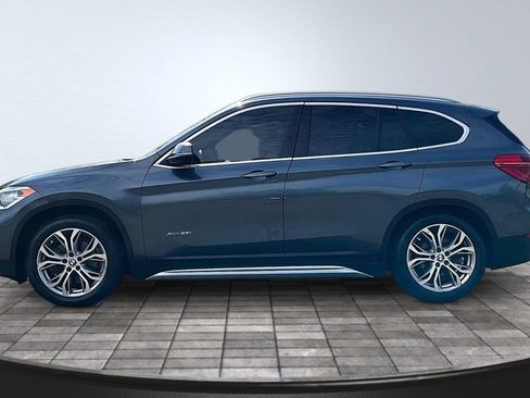 Used 2017 BMW X1 xDrive28i AWD/4WD image 4