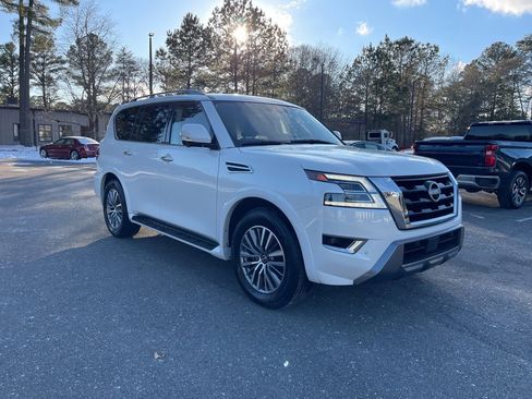 Certified 2023 Nissan Armada SL image 4