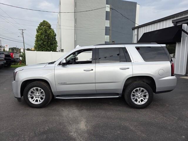 Used 2017 GMC Yukon SLT RWD image 4