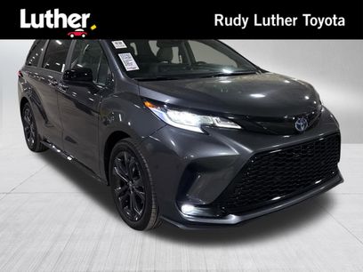 Used 2025 Toyota Sienna XSE