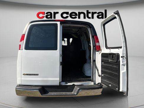 Used 2021 Chevrolet Express 2500 w/ Driver Convenience Package RWD image 27