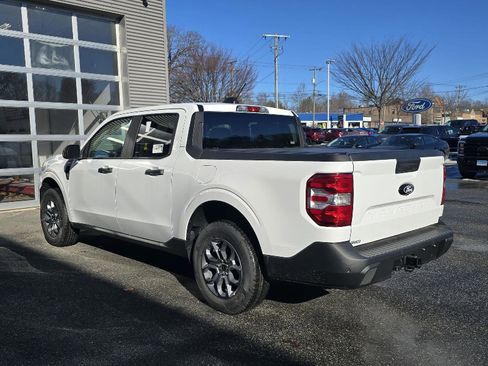 New 2025 Ford Maverick XLT w/ Equipment Group 301A AWD/4WD image 8