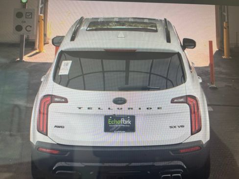 Used 2021 Kia Telluride SX w/ SX Prestige Package AWD/4WD image 21