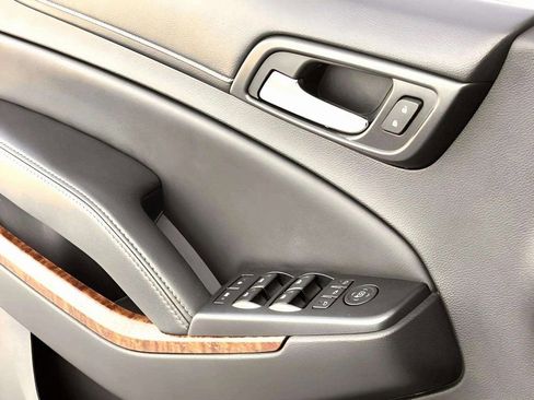 Used 2017 Chevrolet Tahoe Premier image 28