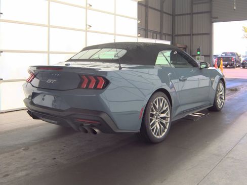 Used 2025 Ford Mustang GT Premium RWD image 15