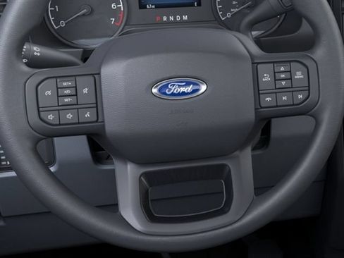New 2026 Ford F250 XL w/ FX4 Off-Road Package AWD/4WD image 12