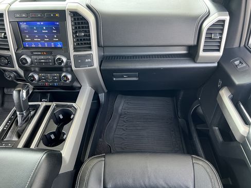 Used 2020 Ford F150 Lariat w/ Equipment Group 502A Luxury AWD/4WD image 29