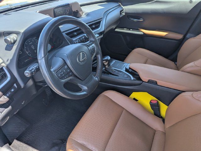 Used 2021 Lexus UX 200 w/ Premium Package FWD image 17