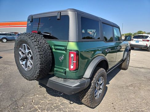 New 2025 Ford Bronco Badlands image 11