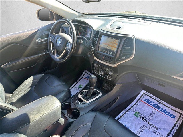 Used 2016 Jeep Cherokee Limited AWD/4WD image 26