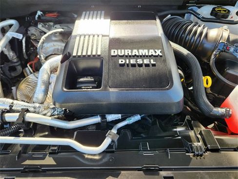 Used 2025 Chevrolet Silverado 1500 LT Trail Boss w/ Convenience Package II image 30