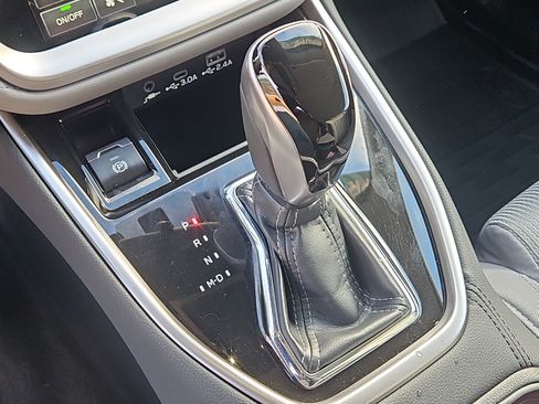 Certified 2025 Subaru Legacy Premium image 16