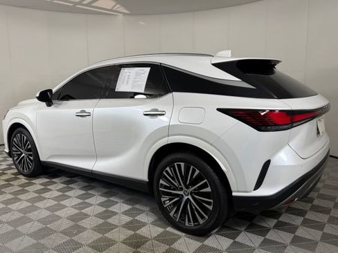 Used 2024 Lexus RX 350 w/ Accessory Package (Z1) AWD/4WD image 4