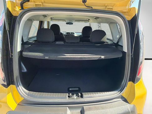 Used 2015 Kia Soul + image 25