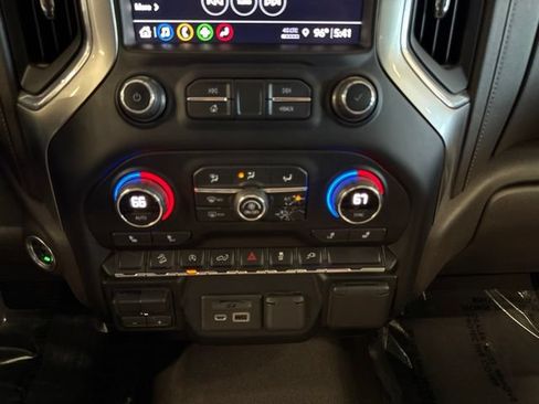 Certified 2021 Chevrolet Silverado 1500 LT w/ Z71 Off-Road Package AWD/4WD image 23