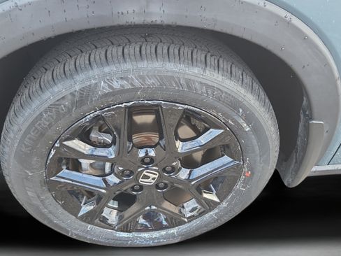 Certified 2024 Honda HR-V Sport image 38