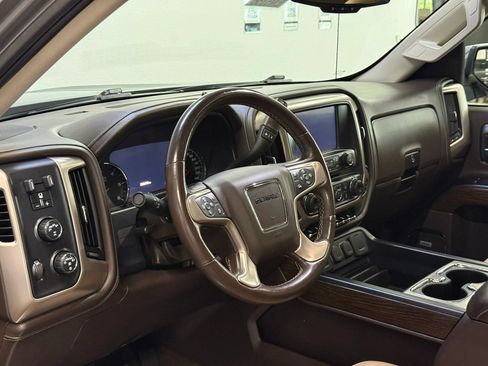 Used 2018 GMC Sierra 1500 Denali w/ Denali Ultimate Package AWD/4WD image 19