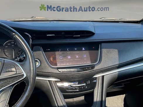 Used 2022 Cadillac XT5 Premium Luxury AWD/4WD image 11