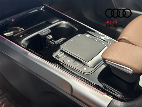 Used 2021 Mercedes-Benz GLB 250 GLB 250 image 30