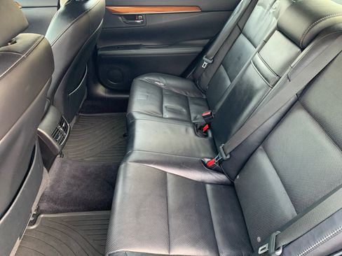 Used 2014 Lexus ES 300h 4DR SDN HYBRID image 9