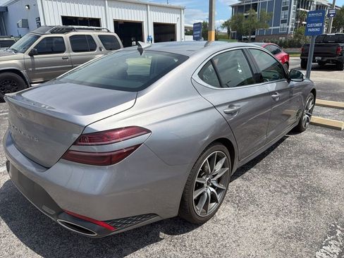 Used 2025 Genesis G70 2.5T RWD image 3