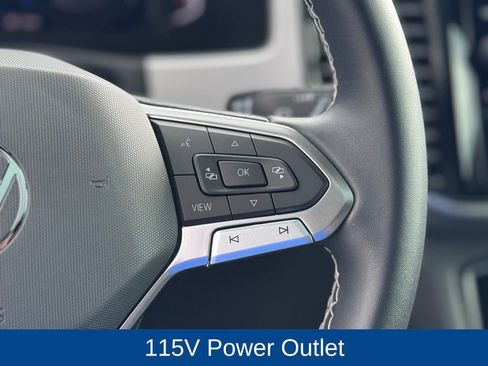 Used 2023 Volkswagen Atlas Cross Sport SE w/ Panoramic Sunroof Package image 14