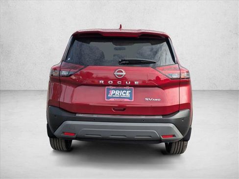 Used 2022 Nissan Rogue SV image 7