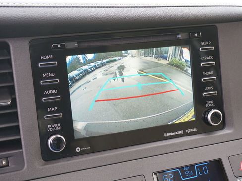 Used 2019 Toyota Sienna XLE AWD/4WD image 25
