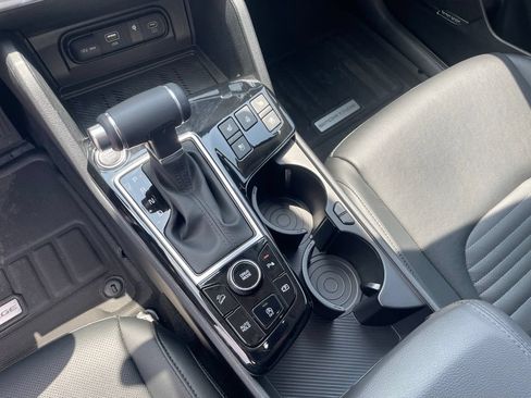 Used 2025 Kia Sportage SX FWD image 22